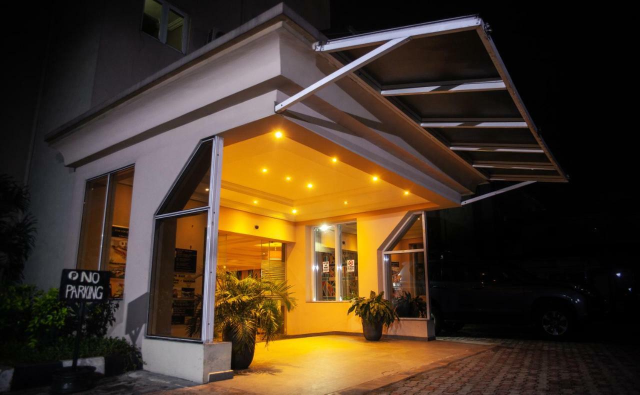 Visa Karena Hotels Port Harcourt Exterior foto